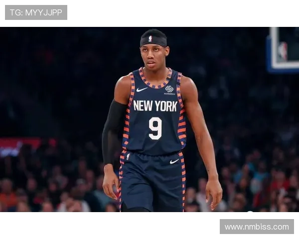 巴雷特篮下轻松扣篮得手杀死比赛对手防守失误致命